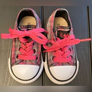 Converse All Star Pink Plaid Low Top Toddler Sneaker (Size 5)